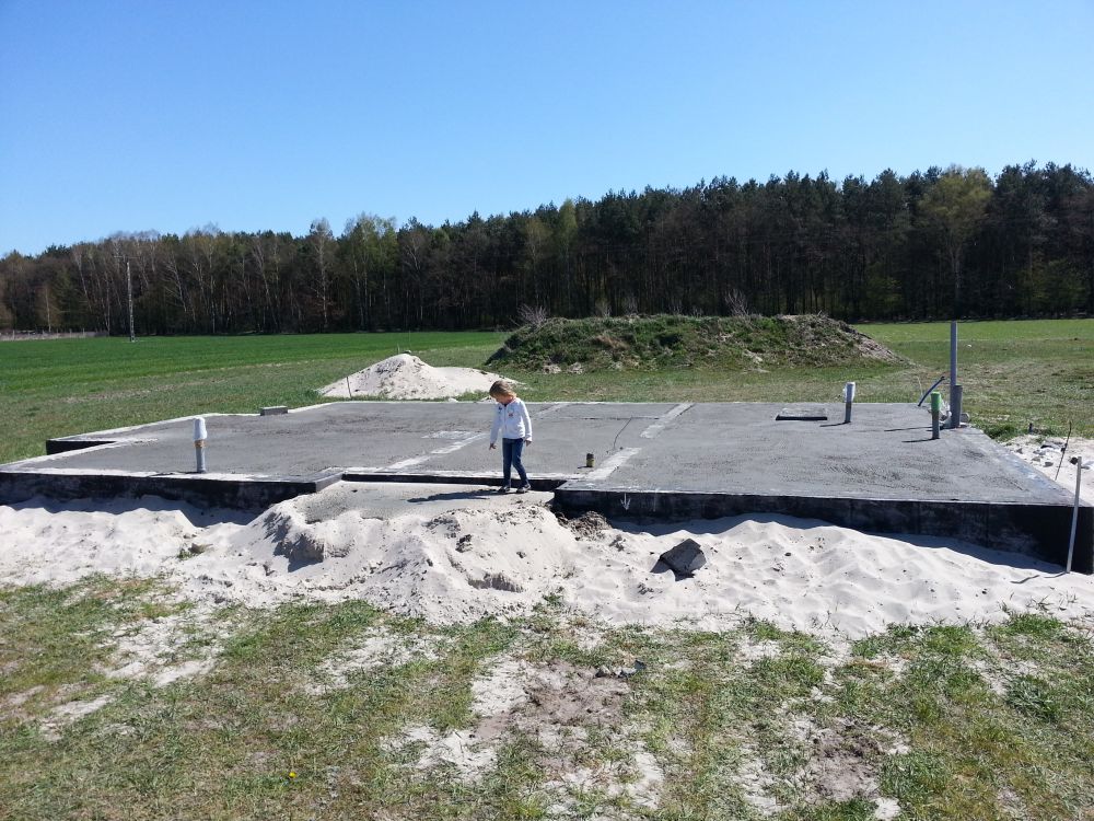 Zdjęcie do wpisu: Kanaliza i zalewanie chudziaka Majowka 2015