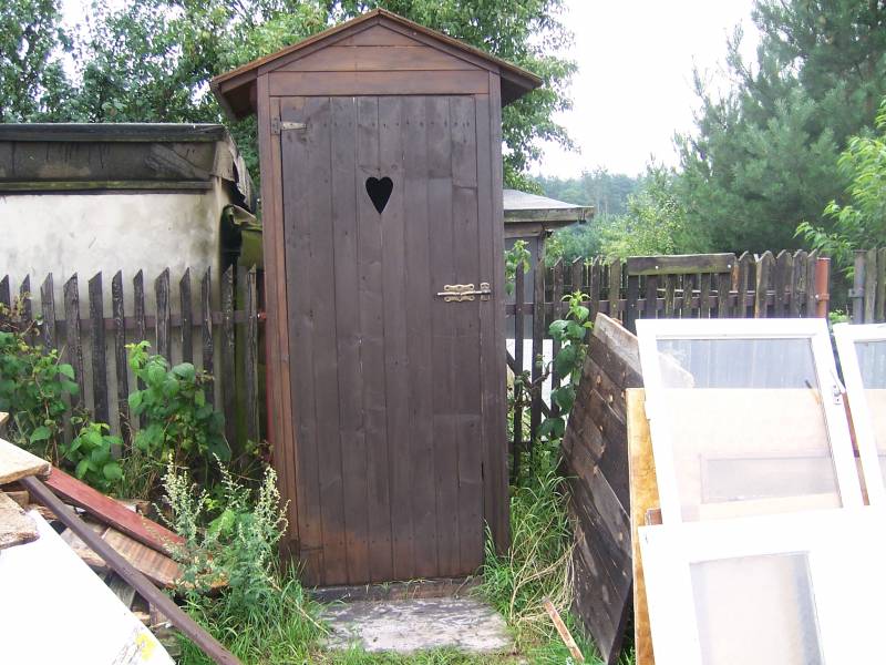 Zdjęcie do wpisu: sracz i lawki