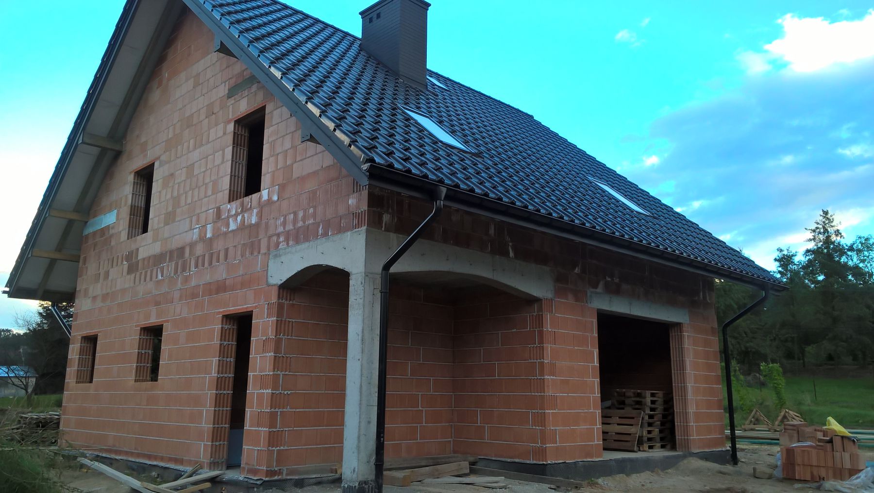 Zdjęcie do wpisu: stan surowy otwarty