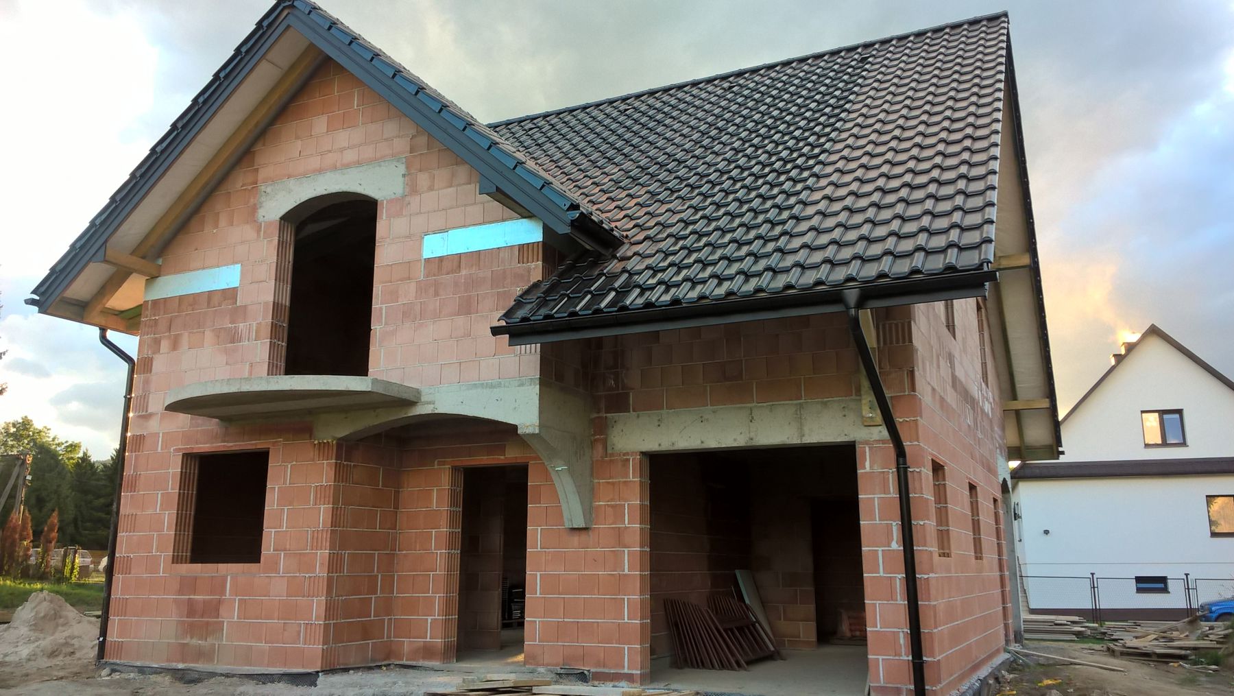 Zdjęcie do wpisu: stan surowy otwarty