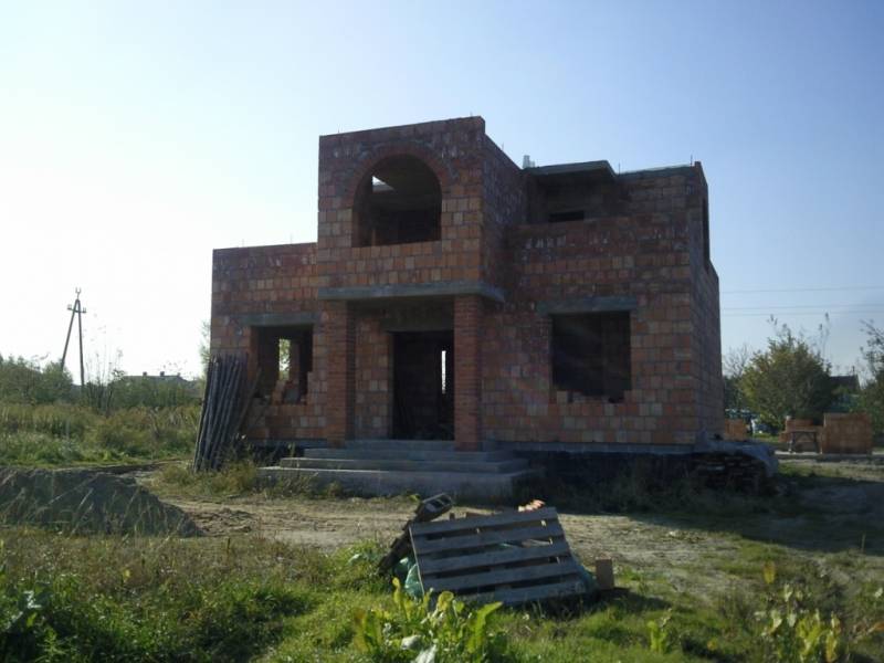 Zdjęcie do wpisu: :) robinia przed więźbą