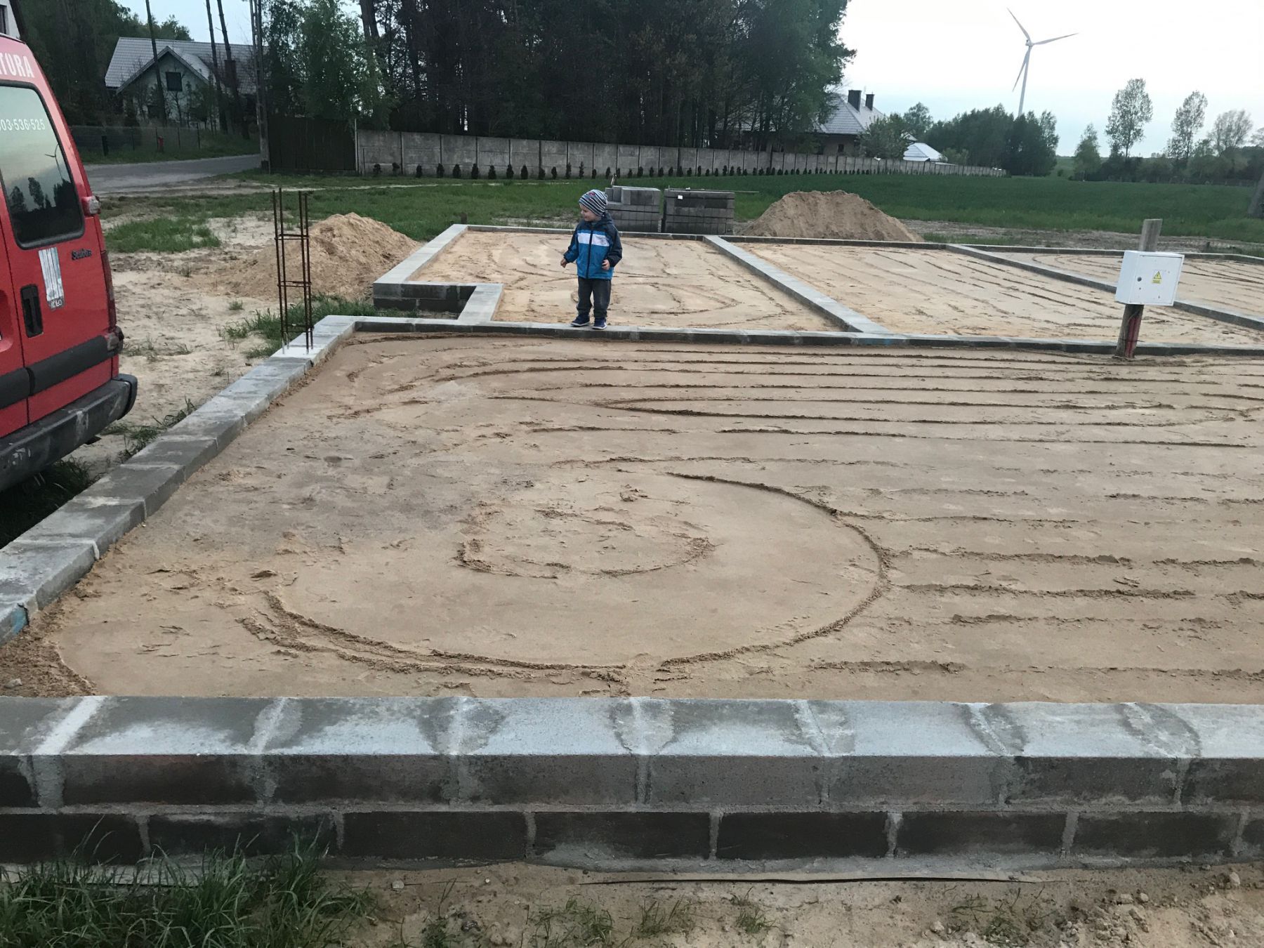 Zdjęcie do wpisu: BUDOWA DOMU PRZY SŁONECZNEJ 7