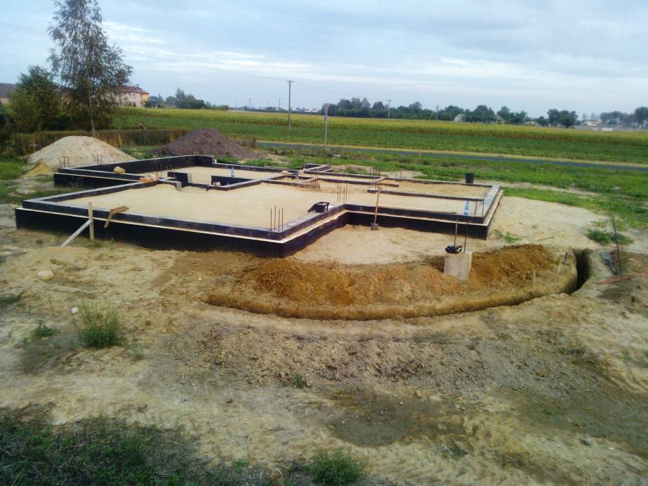 Zdjęcie do wpisu: fundamencik pod schody tarasowe