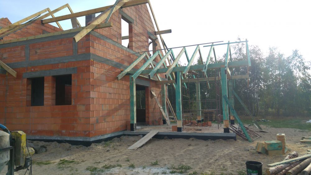 Zdjęcie do wpisu: Mury rosną dalej :)