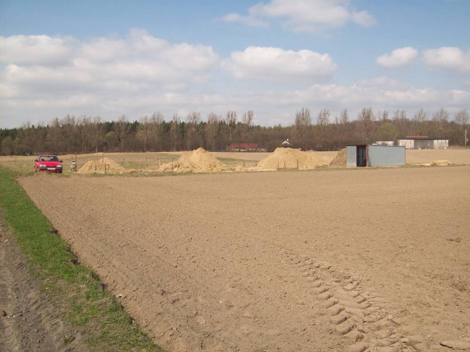 Oto nasze początki, czyli kopanie pod fundament kwiecień 2012