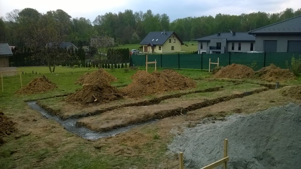 Zdjęcie do wpisu: Fundamenty - kopanie