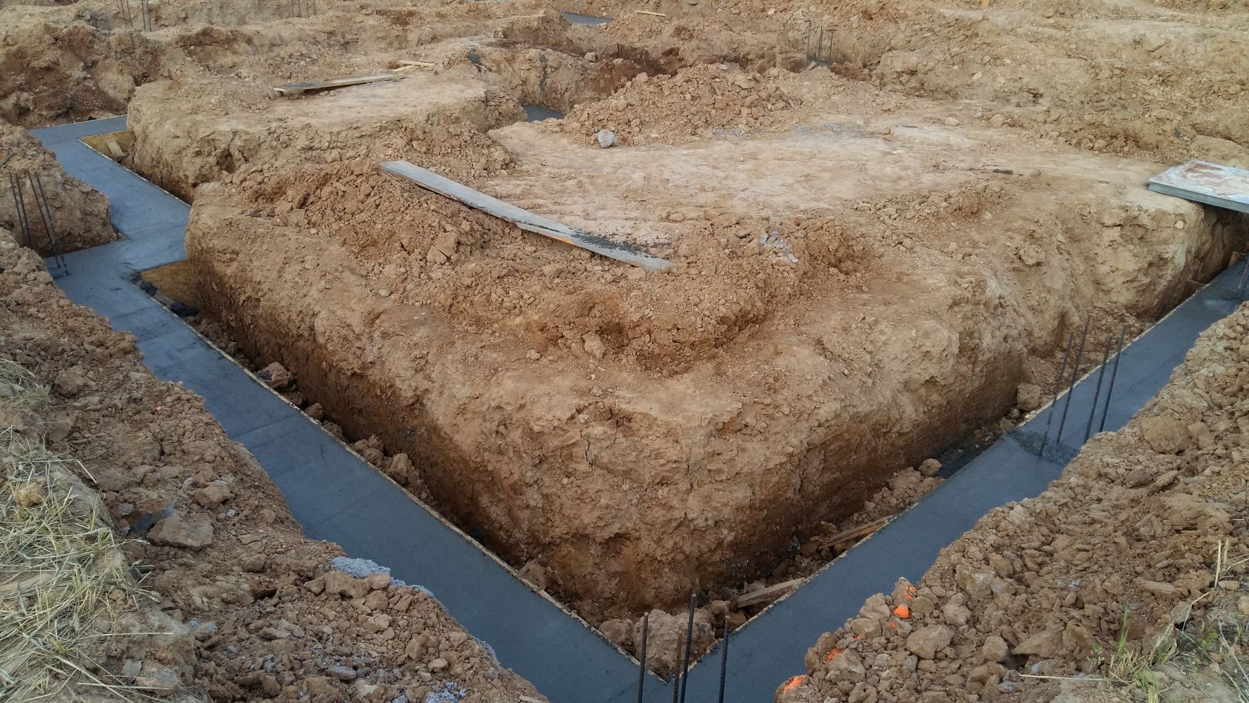 Zdjęcie do wpisu: Fundamenty - ława