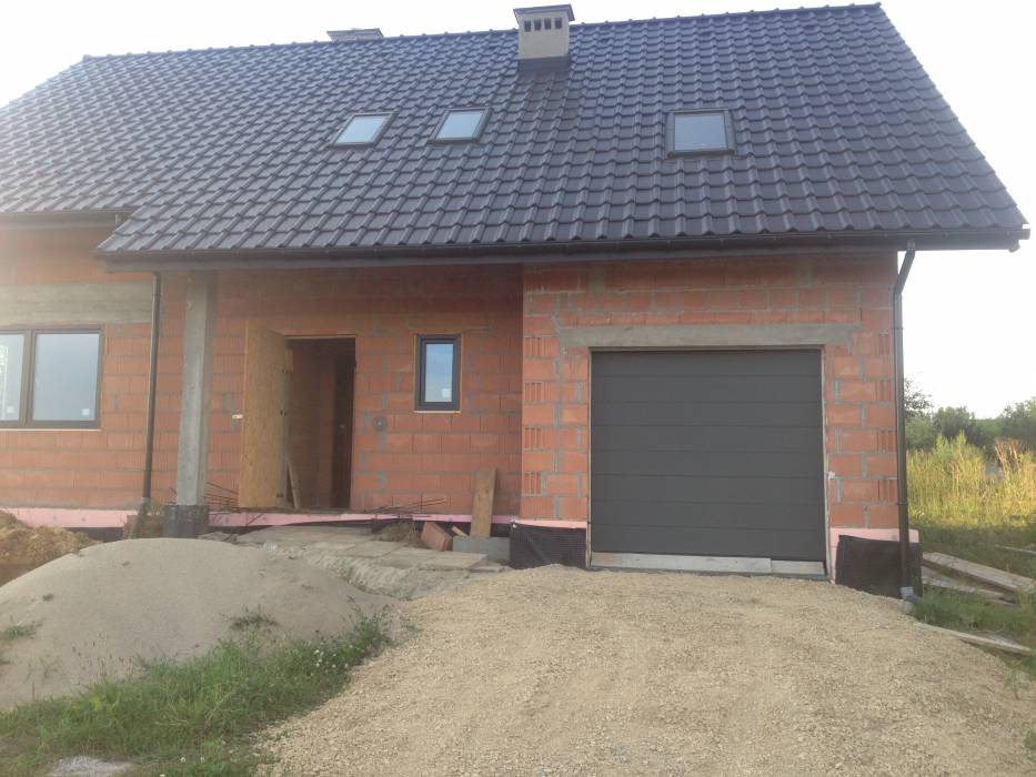 Zdjęcie do wpisu: Kolejny etap - Okna :)