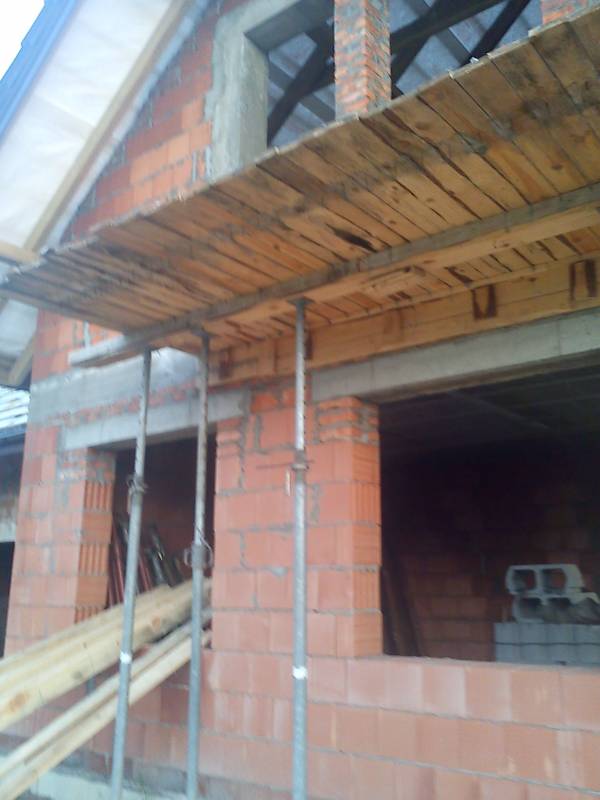 Zdjęcie do wpisu: pod dachem