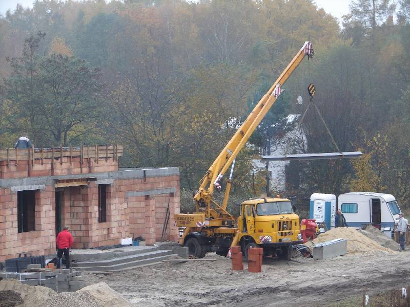 Zdjęcie do wpisu: Scianka kolankowa i więźba