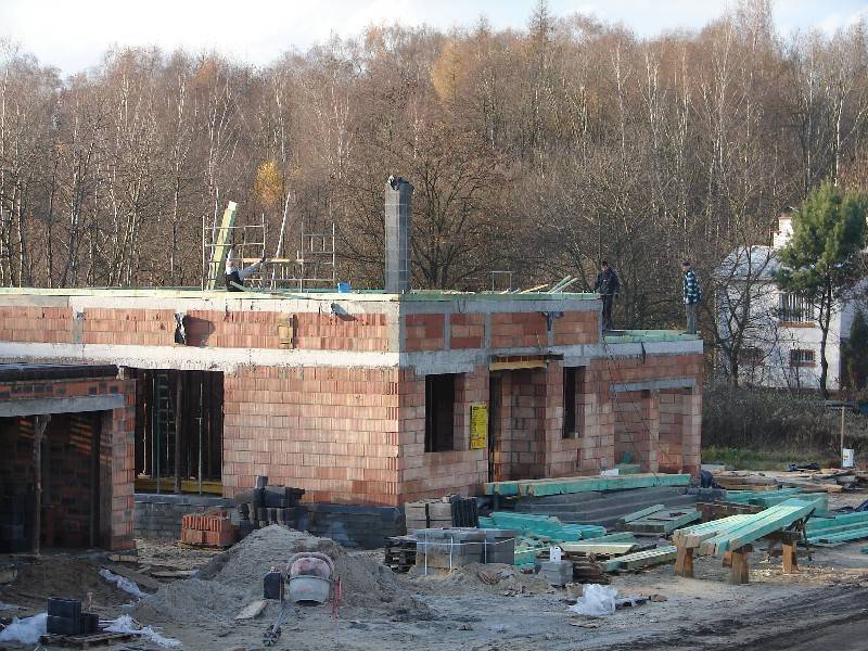 Zdjęcie do wpisu: Scianka kolankowa i więźba