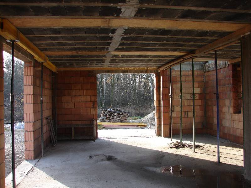 Zdjęcie do wpisu: Scianka kolankowa i więźba