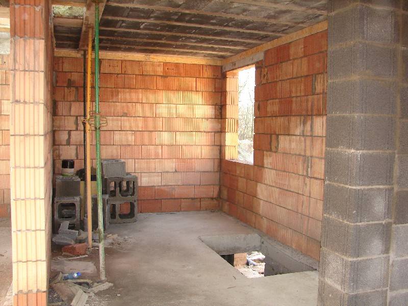 Zdjęcie do wpisu: Scianka kolankowa i więźba