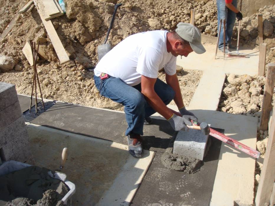 Zdjęcie do wpisu: Mury pną się do góry - piwnica