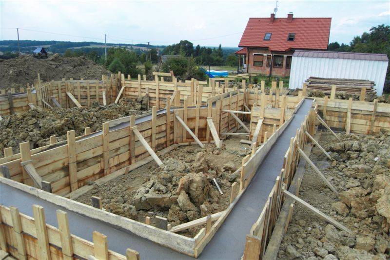 Zdjęcie do wpisu: 2009-08-10 Fundamenty