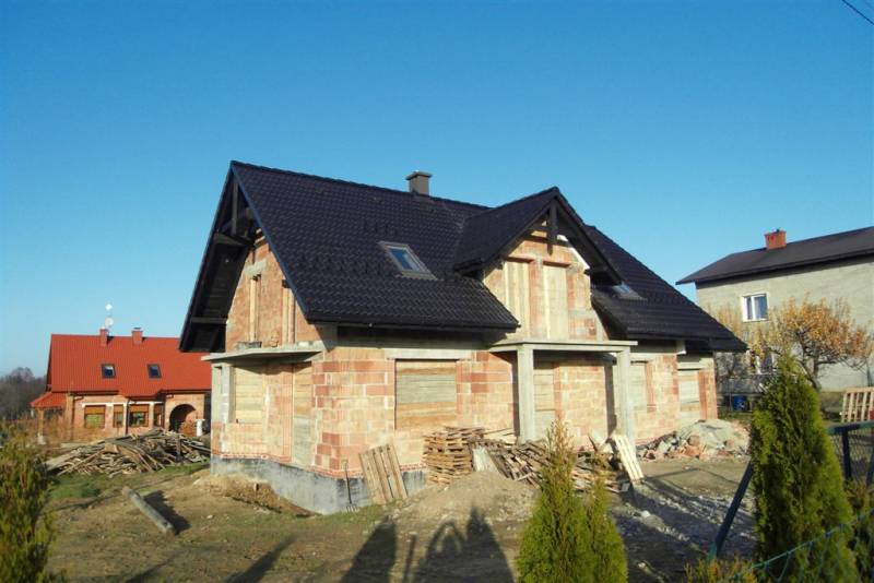 Zdjęcie do wpisu: 2009-11-21 Stan surowy ukończony - zimowa przerwa