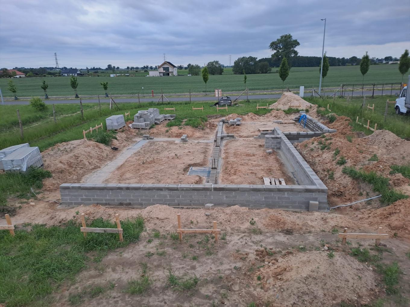 Zdjęcie do wpisu: Dziewiąty dzień murowania