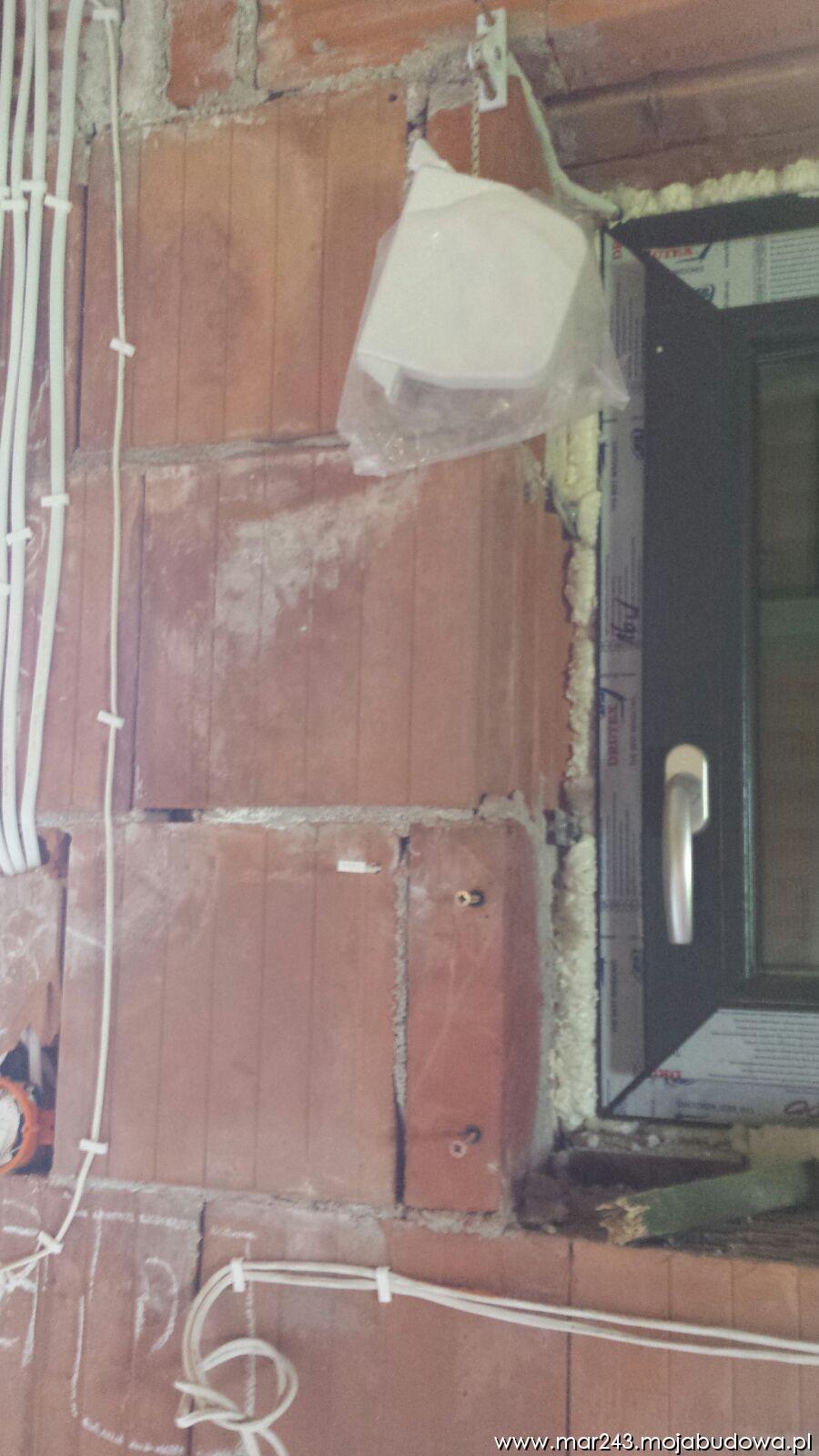 Zdjęcie do wpisu: Elektryka i tynki