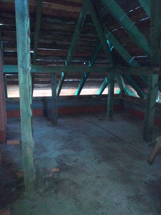 łazienka ogólnodostępna ( jeszcze ze słupem ale już niedługo:))