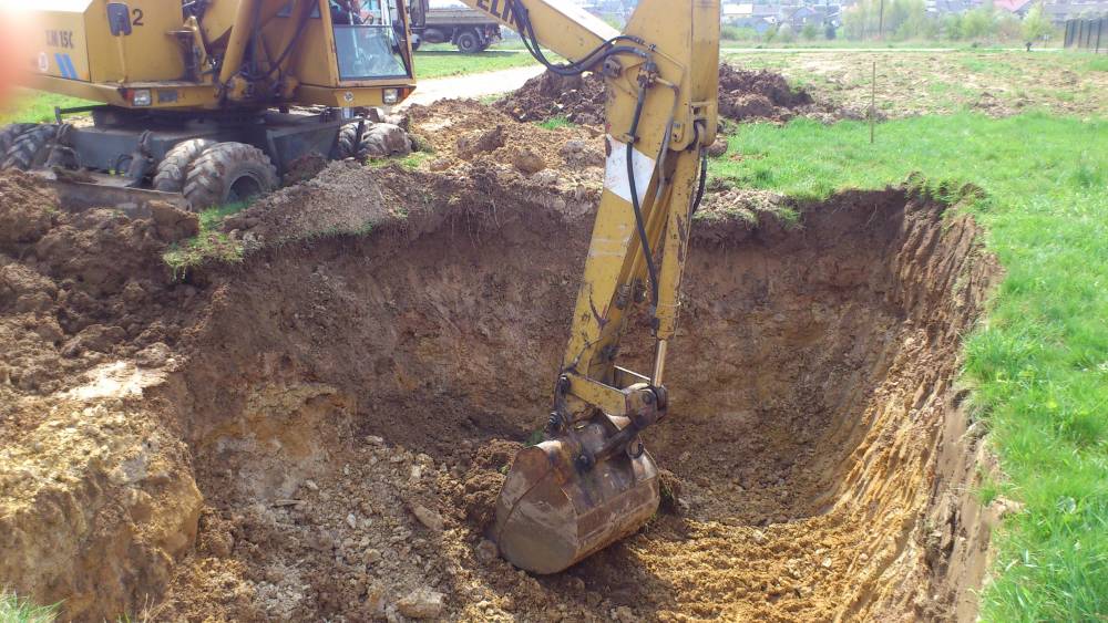 Zdjęcie do wpisu: Wykop pod piwnicę