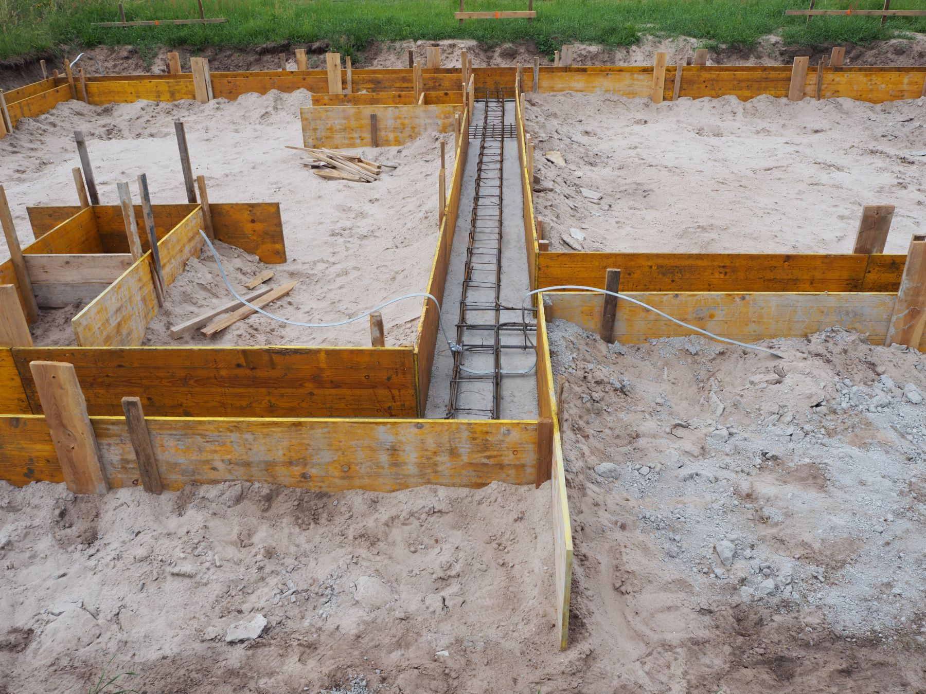 Zdjęcie do wpisu: Ławy fundamentowe