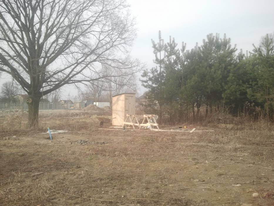 Zdjęcie do wpisu: Pierwszy budynek na działce