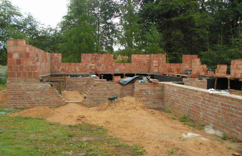 Zdjęcie do wpisu: Fundamenty i pierwsze mury...