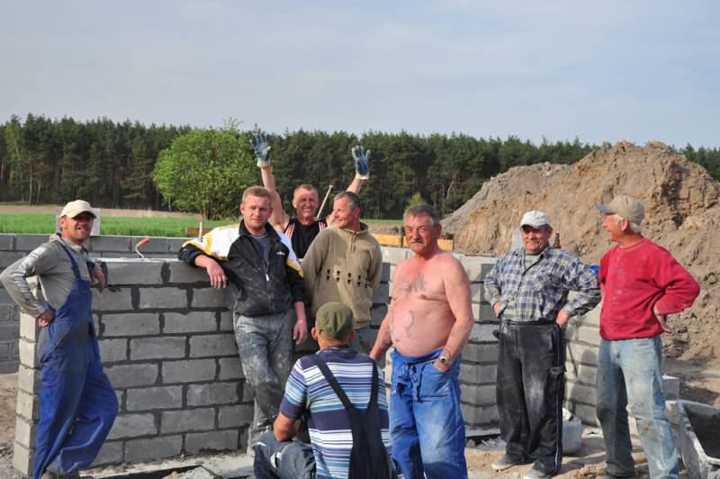 Zdjęcie do wpisu: nadszedł maj i fundameny niemal skończone