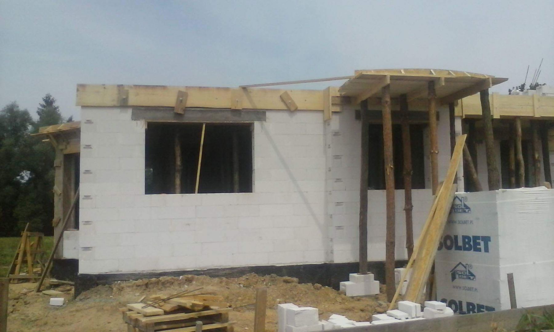 Zdjęcie do wpisu: mury i płyta